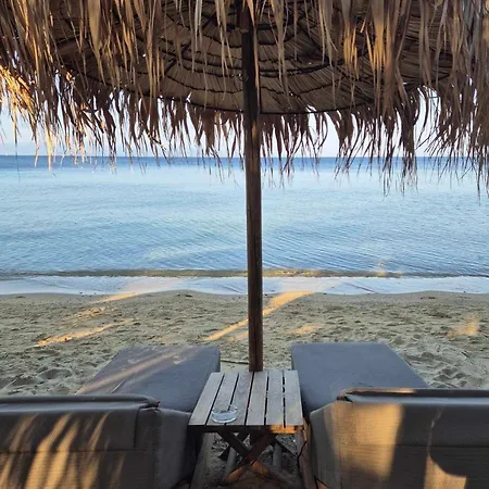 Resort Porto Paradiso Seaside Vromolimnos