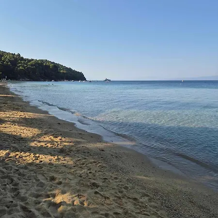 Porto Paradiso Seaside Vromolimnos